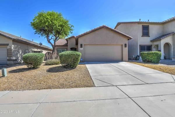 3077 W SILVER CREEK Drive, San Tan Valley, AZ 85144