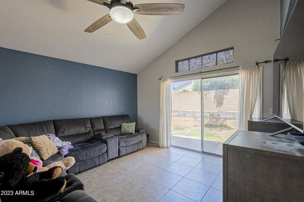 Peoria, AZ 85345,7638 W PARADISE Drive