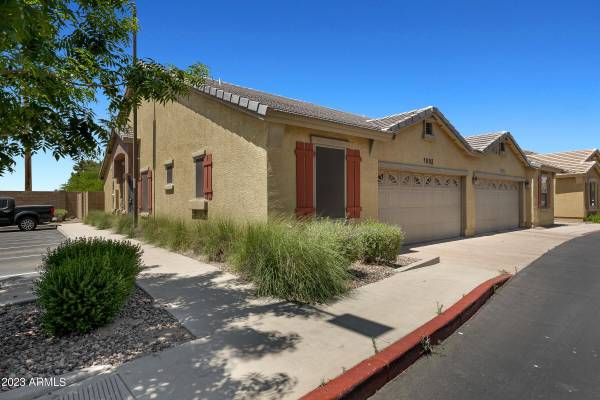 Mesa, AZ 85206,1350 S GREENFIELD Road #1092