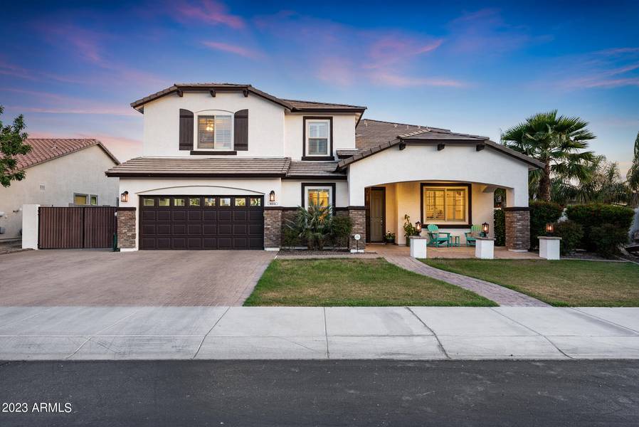 925 E DUMBARTON Avenue, Gilbert, AZ 85298