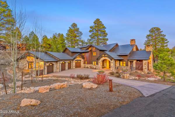 Flagstaff, AZ 86005,3279 S Tehama Circle