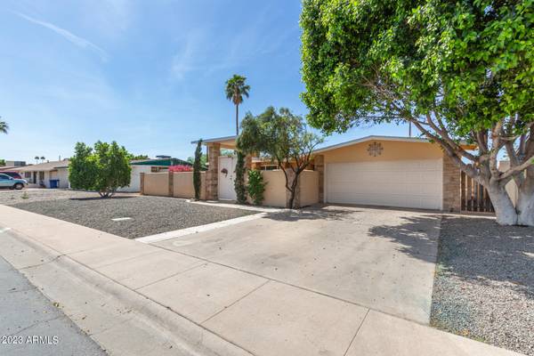 Tempe, AZ 85282,533 E PEBBLE BEACH Drive