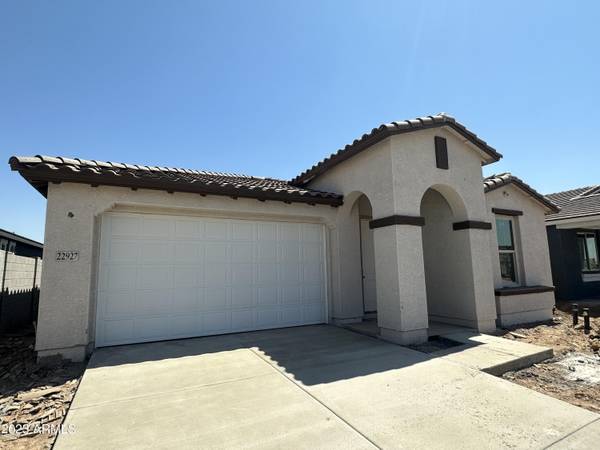 22927 E BONANZA Way, Queen Creek, AZ 85142