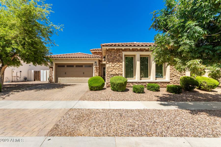 2908 E MAPLEWOOD Street, Gilbert, AZ 85297