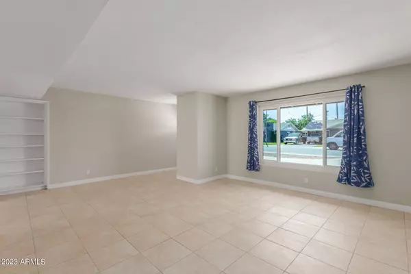 Chandler, AZ 85225,597 N VINE Street