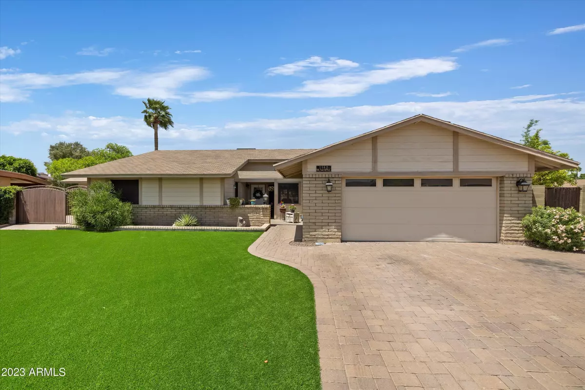 Mesa, AZ 85202,1362 W NOPAL Avenue