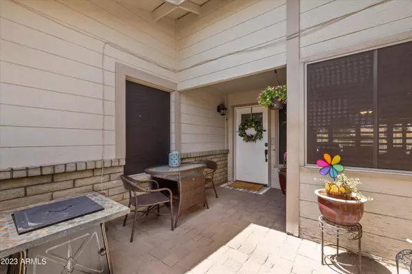 Mesa, AZ 85202,1362 W NOPAL Avenue