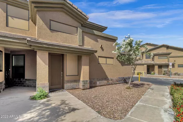 Chandler, AZ 85248,705 W QUEEN CREEK Road #2204