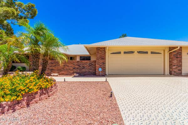 Sun City West, AZ 85375,17411 N 124TH Drive