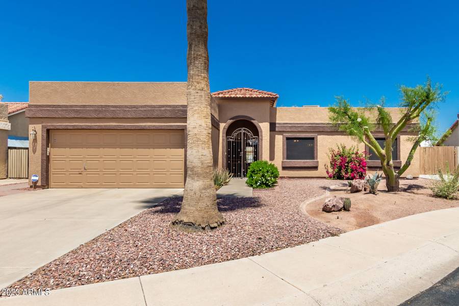 1660 E WHITTEN Street, Chandler, AZ 85225