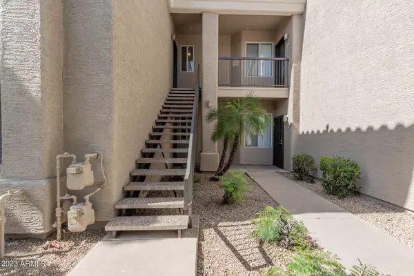 Phoenix, AZ 85027,2929 W YORKSHIRE Drive #2015