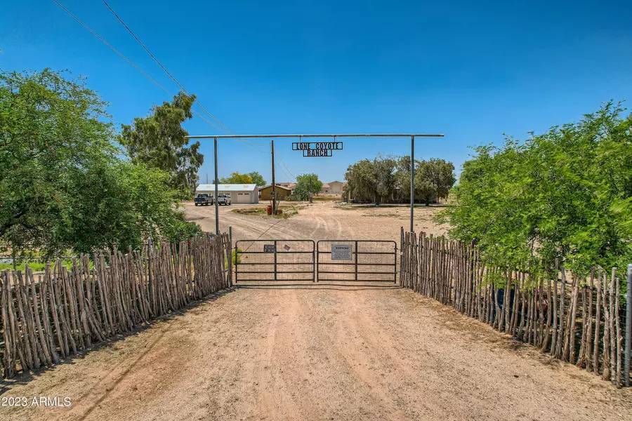 26638 N 239th Avenue, Wittmann, AZ 85361