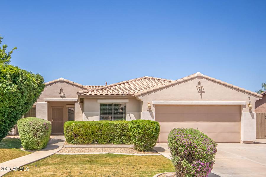 2482 E PONY Lane, Gilbert, AZ 85295