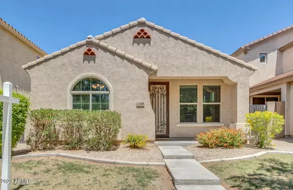 3298 E ORCHID Lane, Gilbert, AZ 85296