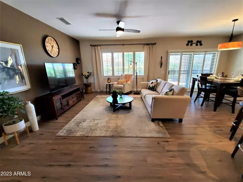 21203 N REDINGTON POINT Drive, Surprise, AZ 85387