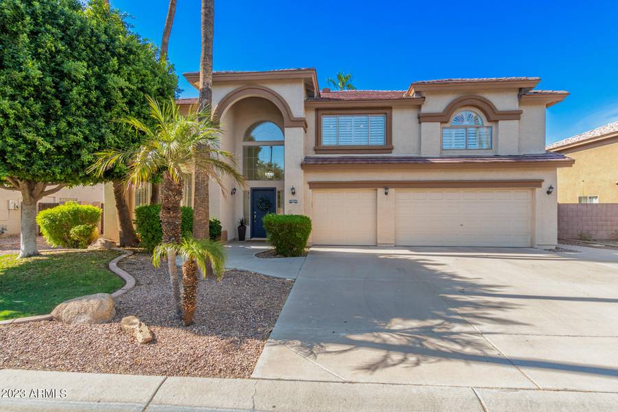 12946 W LUCHANA Drive, Litchfield Park, AZ 85340