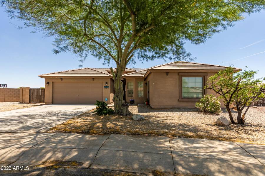 25297 W HEATHERMOOR Drive, Buckeye, AZ 85326