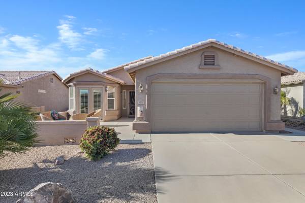 Chandler, AZ 85249,1452 E CHERRY HILLS Drive