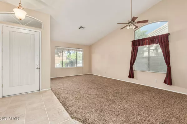 Gilbert, AZ 85233,235 W CANDLEWOOD Lane