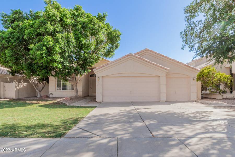 235 W CANDLEWOOD Lane, Gilbert, AZ 85233