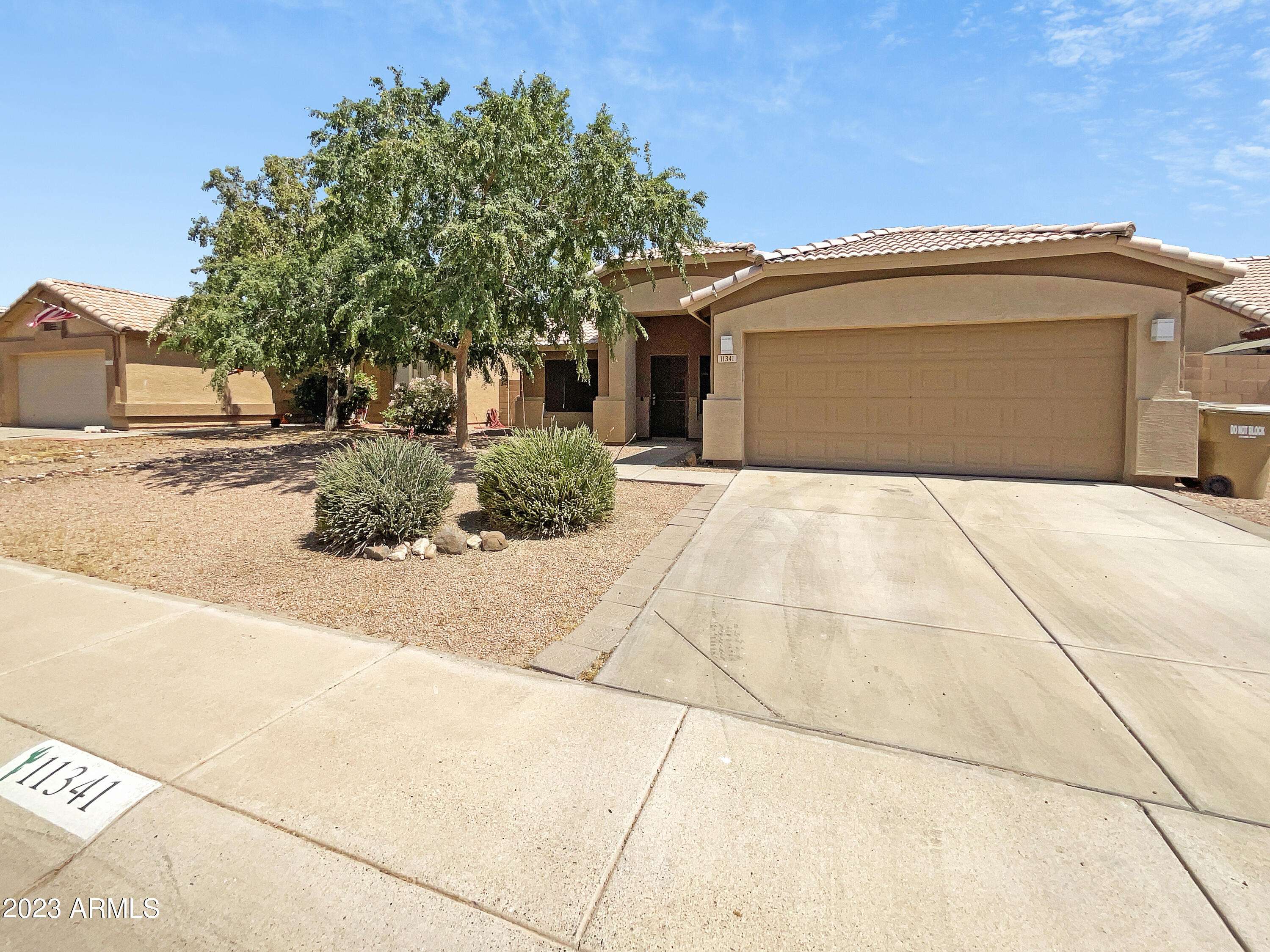11341 W BARBARA Avenue, Peoria, AZ 85345