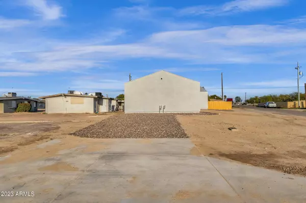 Buckeye, AZ 85326,220 4TH Avenue E