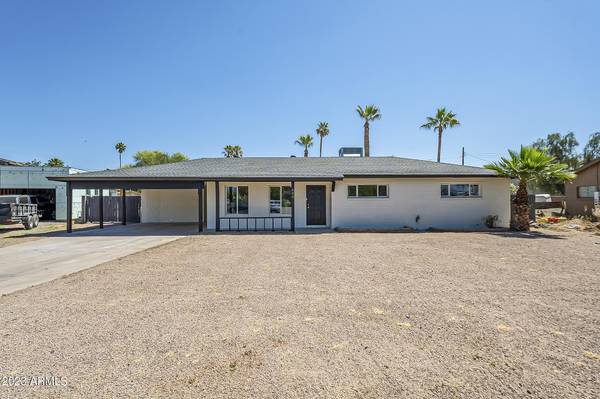 Chandler, AZ 85225,633 N SUNLAND Drive