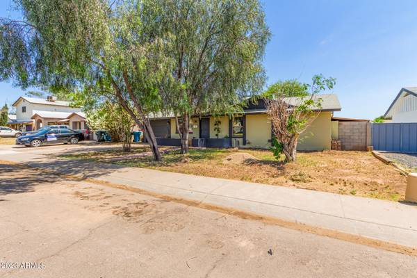 Phoenix, AZ 85037,8819 W TURNEY Avenue