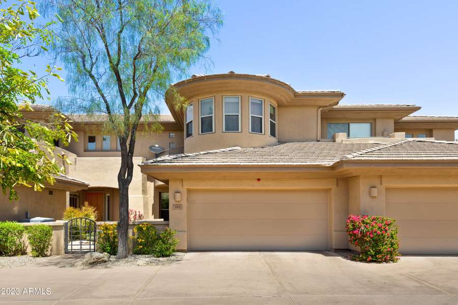 15240 N CLUBGATE Drive #123, Scottsdale, AZ 85254