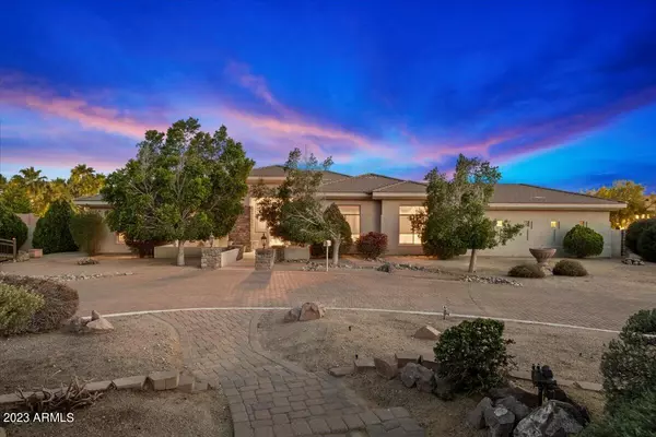 6285 W Pinnacle Peak Road, Glendale, AZ 85310