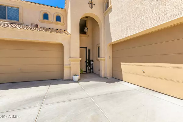 Surprise, AZ 85388,17881 W LARKSPUR Drive