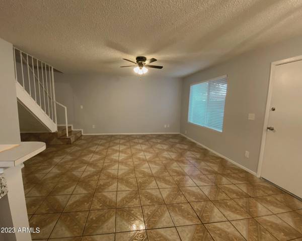 Phoenix, AZ 85015,2132 W GLENROSA Avenue #C82