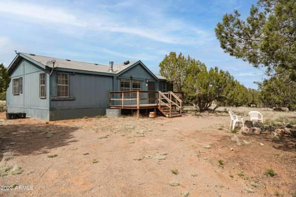 Seligman, AZ 86337,207 ROUGH ROCK Road