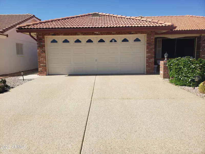 8220 E NOPAL Avenue, Mesa, AZ 85209