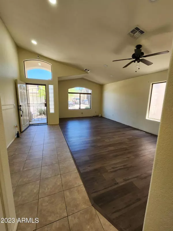 Phoenix, AZ 85085,2523 W WHITE FEATHER Lane