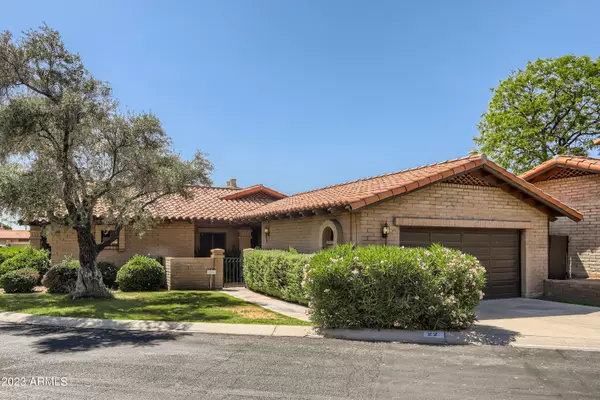 22 W Royal Palm Road, Phoenix, AZ 85021