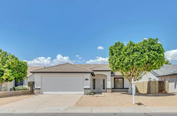 2284 E STOTTLER Drive, Gilbert, AZ 85296