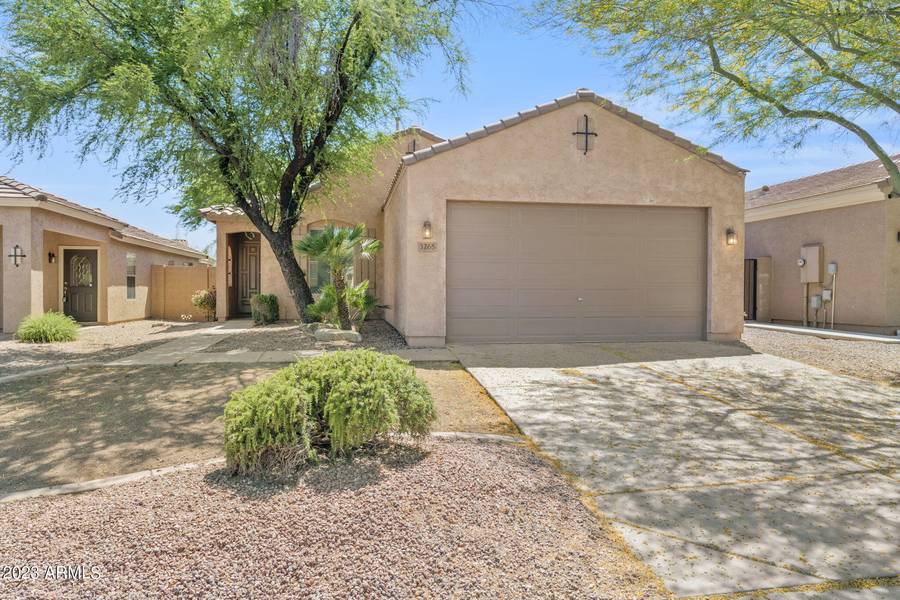 3265 W DANCER Lane, San Tan Valley, AZ 85144