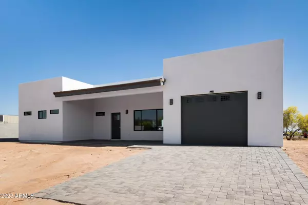 Apache Junction, AZ 85119,187 E WHITELEY Street