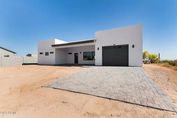 Apache Junction, AZ 85119,187 E WHITELEY Street