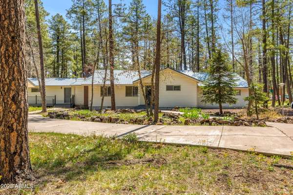 Pinetop, AZ 85935,634 E NORA Lane