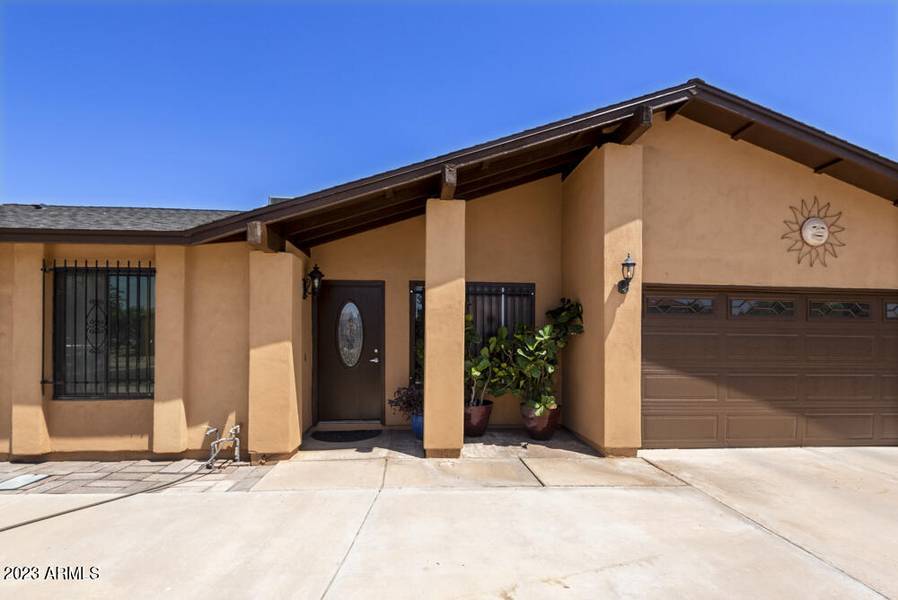 1036 W GEMINI Drive, Tempe, AZ 85283