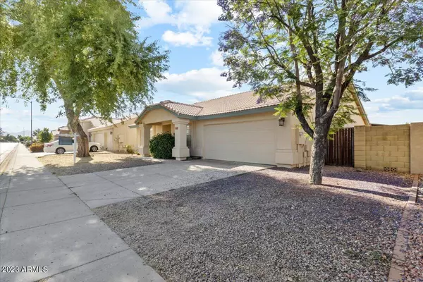 Phoenix, AZ 85032,4327 E SAINT JOHN Road