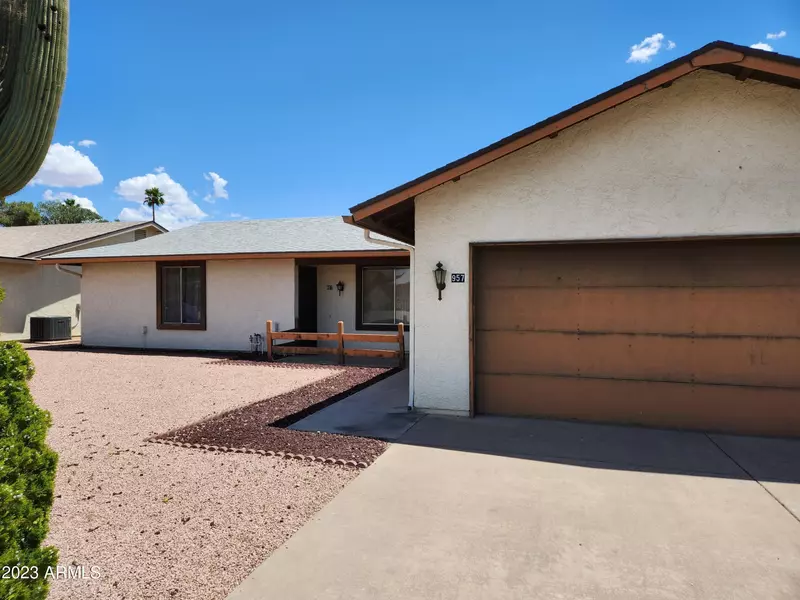 957 LEISURE WORLD --, Mesa, AZ 85206