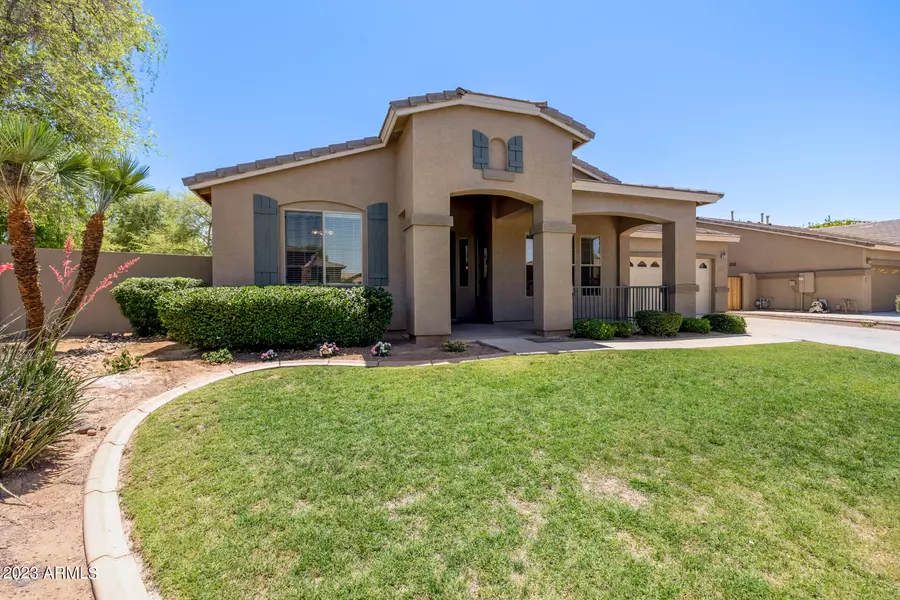 3367 E HOPKINS Road, Gilbert, AZ 85295