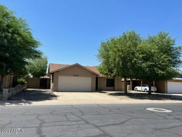 7227 W WINDSOR Boulevard, Glendale, AZ 85303