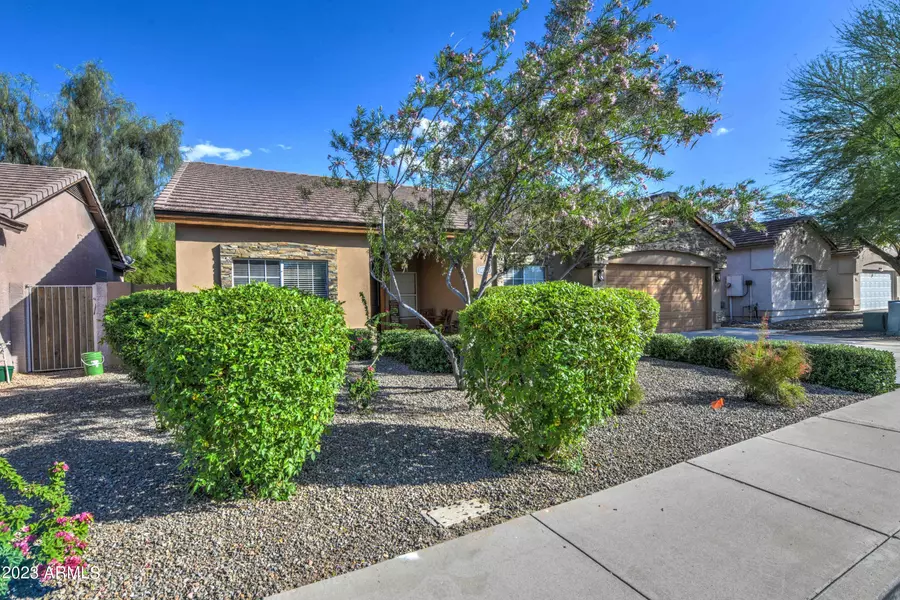 14927 W HONEYSUCKLE Lane, Surprise, AZ 85374