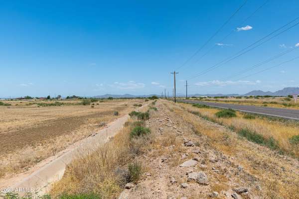 Eloy, AZ 85131,1806 E HANNA Road #-