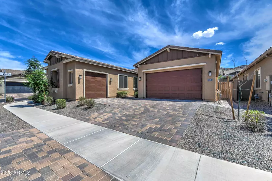 1441 E BETH Drive, Phoenix, AZ 85042