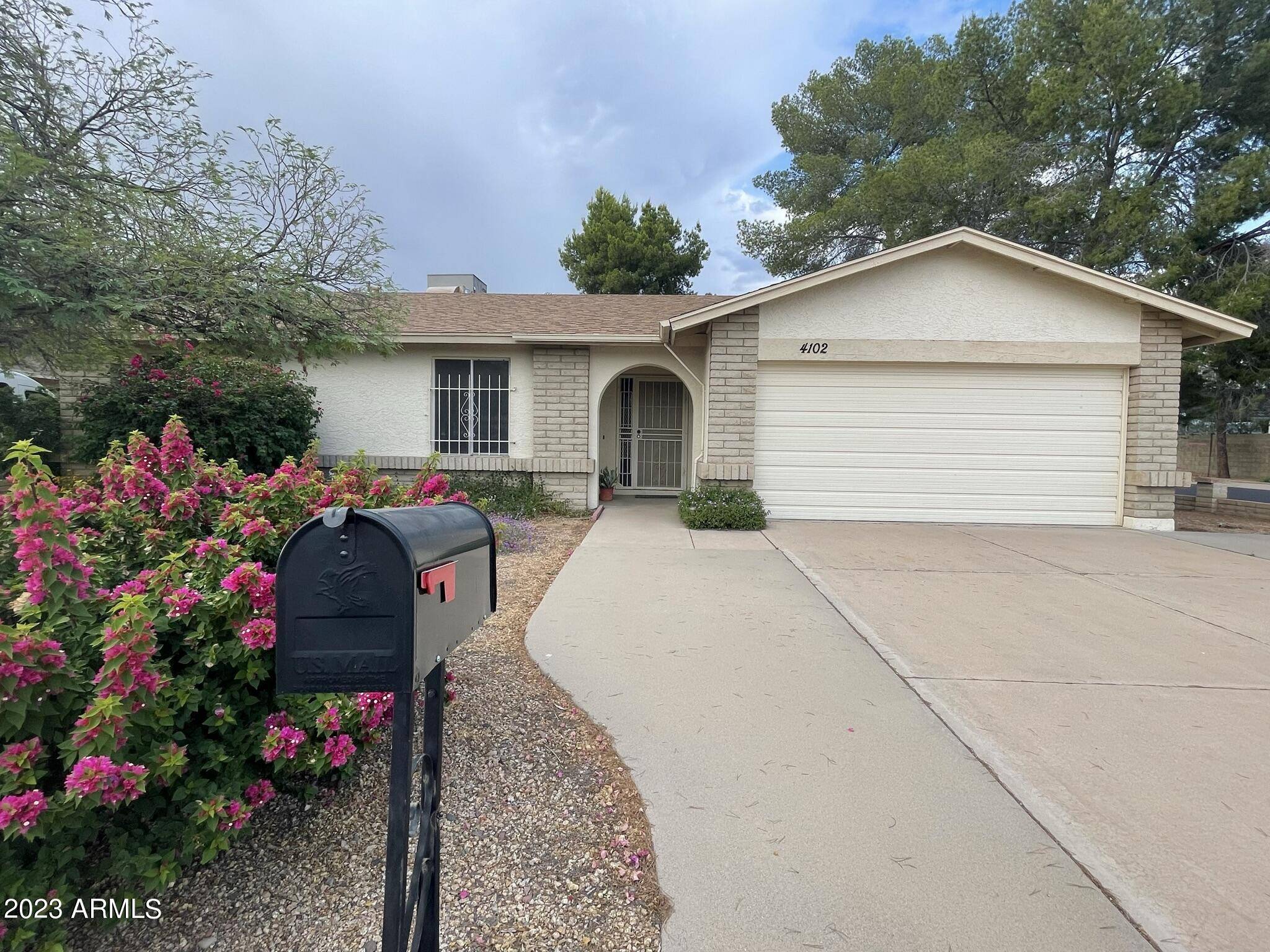 Phoenix, AZ 85029,4102 W PERSHING Avenue